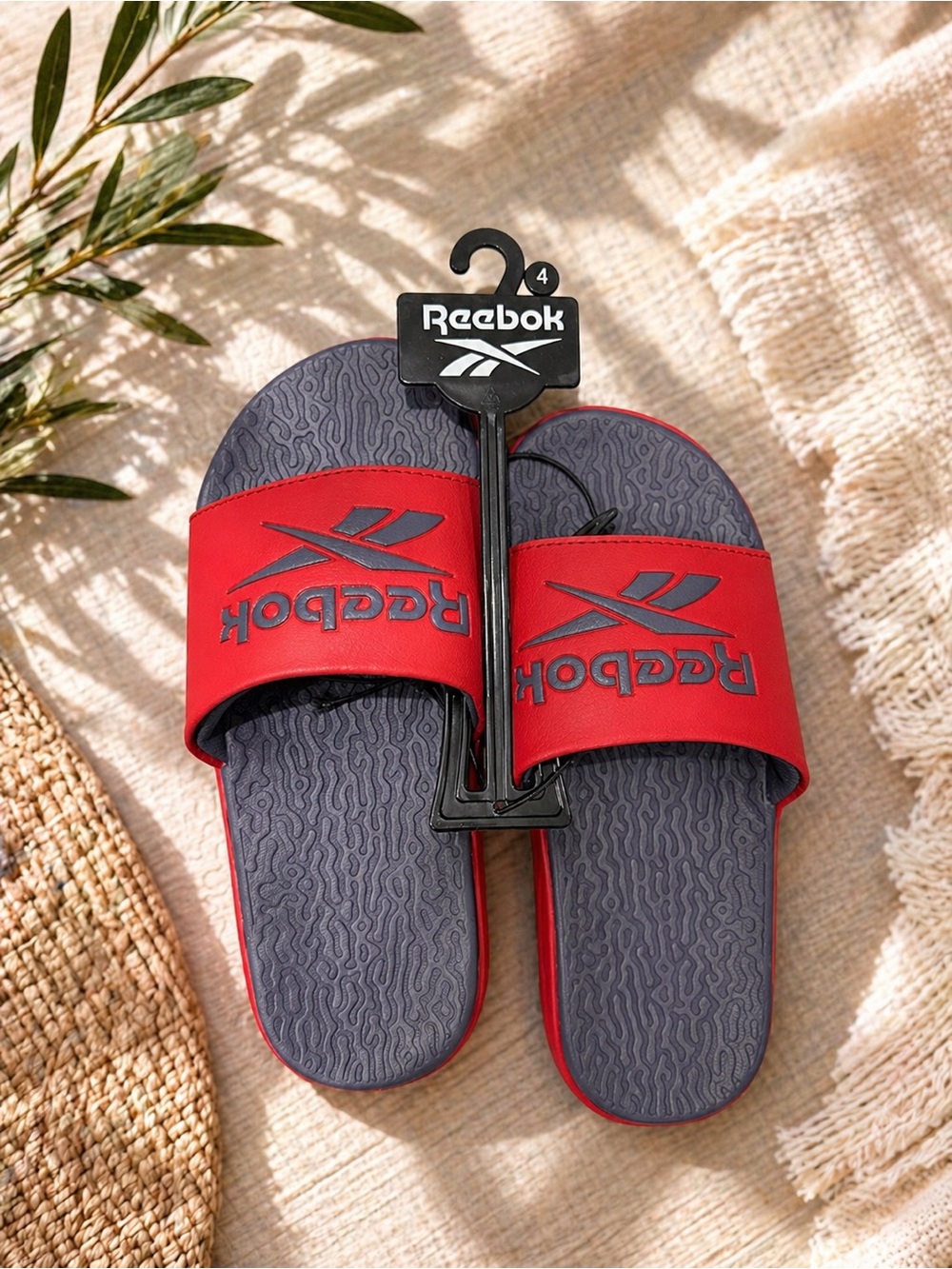 Reebok Slides Red Gray Sandals Men’s Size 4 Brand New
